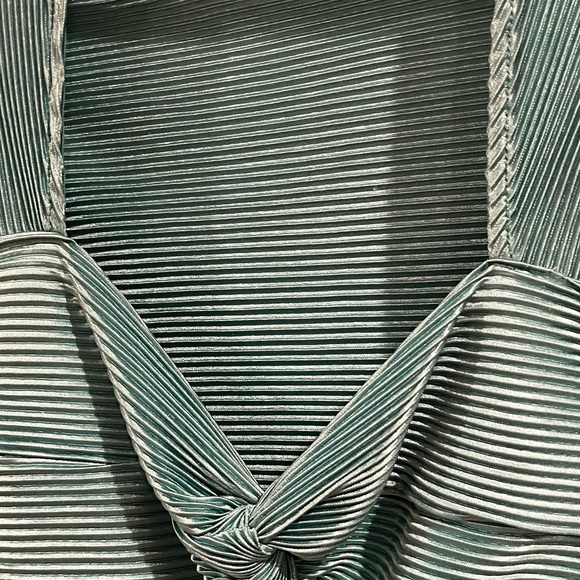 Free People soft and shimmery turquoise cropped long sleeve top - Picture 6 of 8